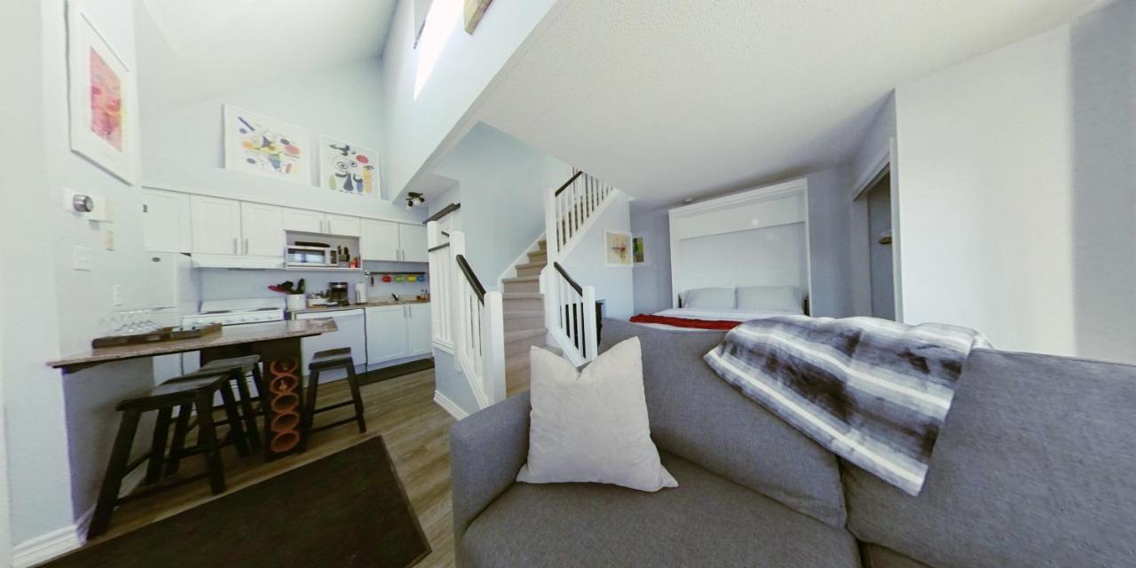 Artistic Hillside Loft Vila Montanhas Azuis Exterior foto